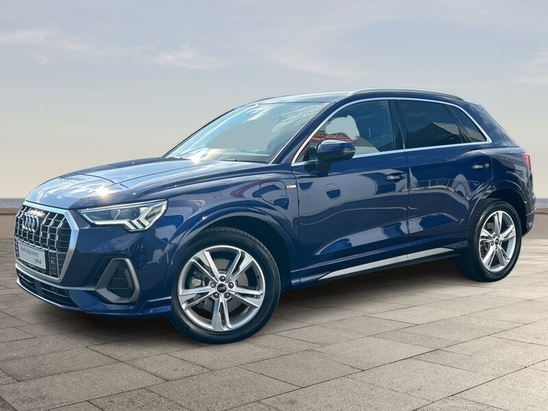 More views of Audi Q3
