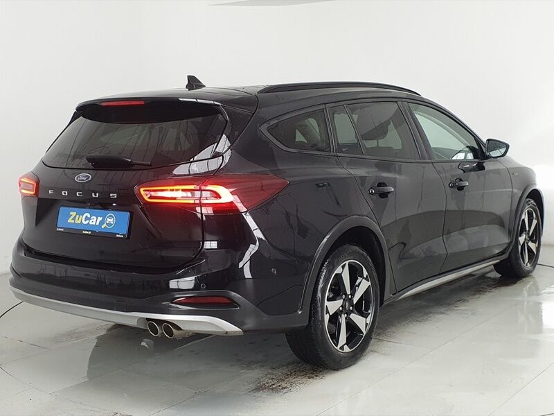 More views of Ford Focus