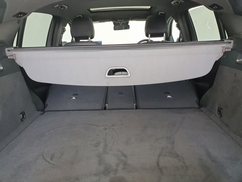 More views of Mercedes-Benz EQC