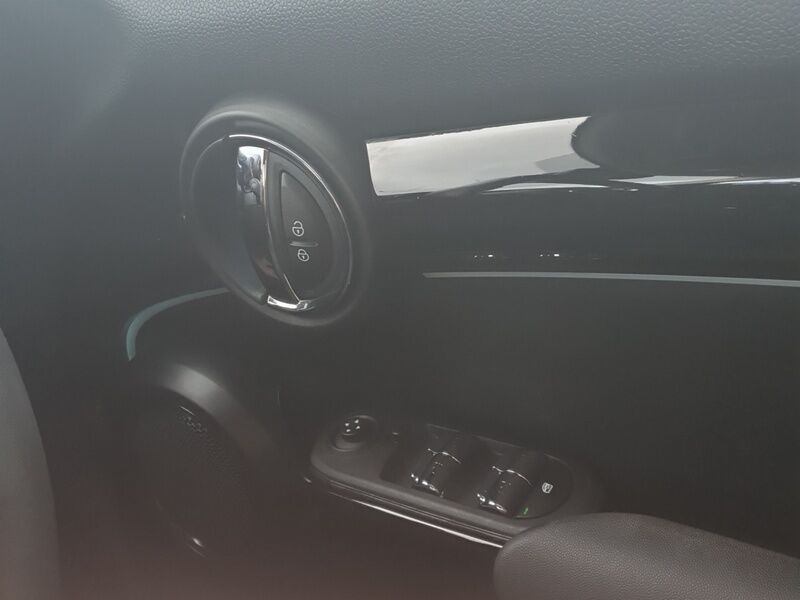 More views of Mini Cooper