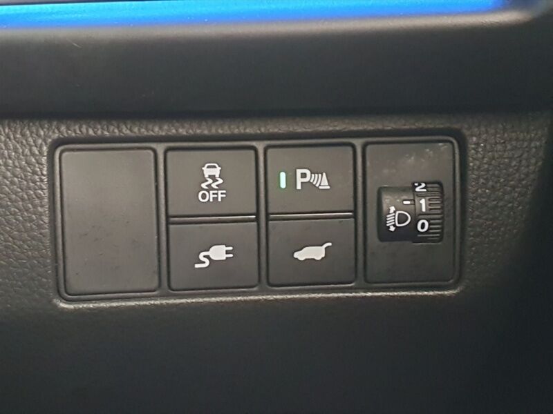 More views of Honda e:Ny1