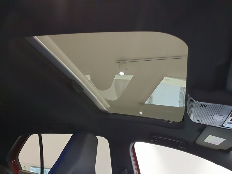 More views of Volkswagen Golf