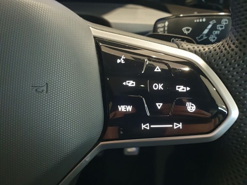 More views of Volkswagen Golf