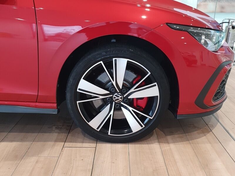 More views of Volkswagen Golf