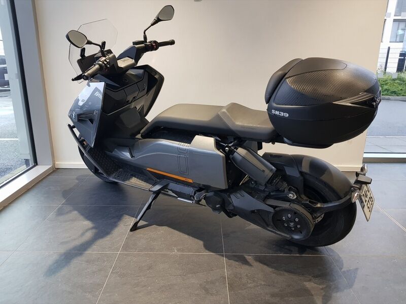 More views of BMW CE04