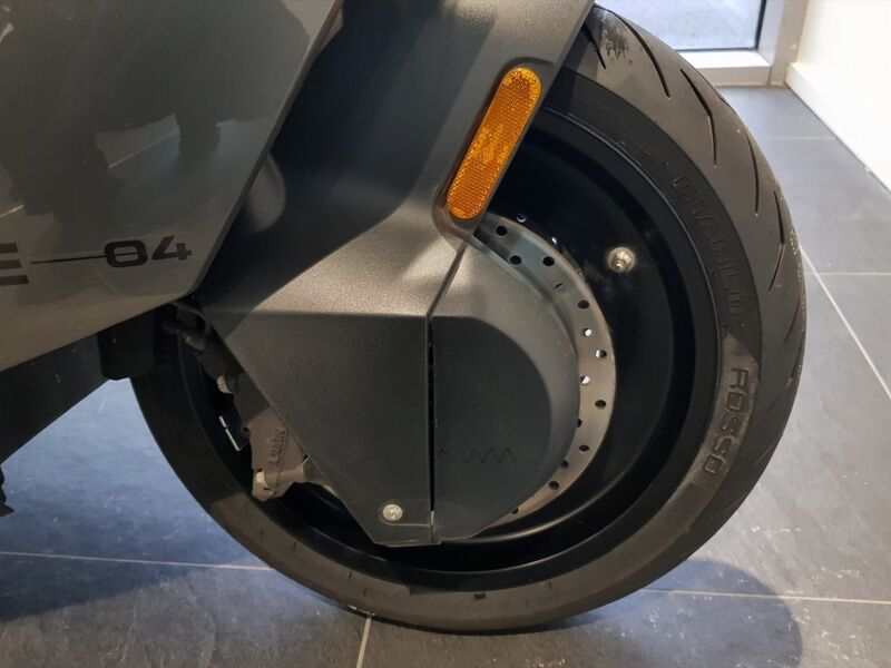 More views of BMW CE04