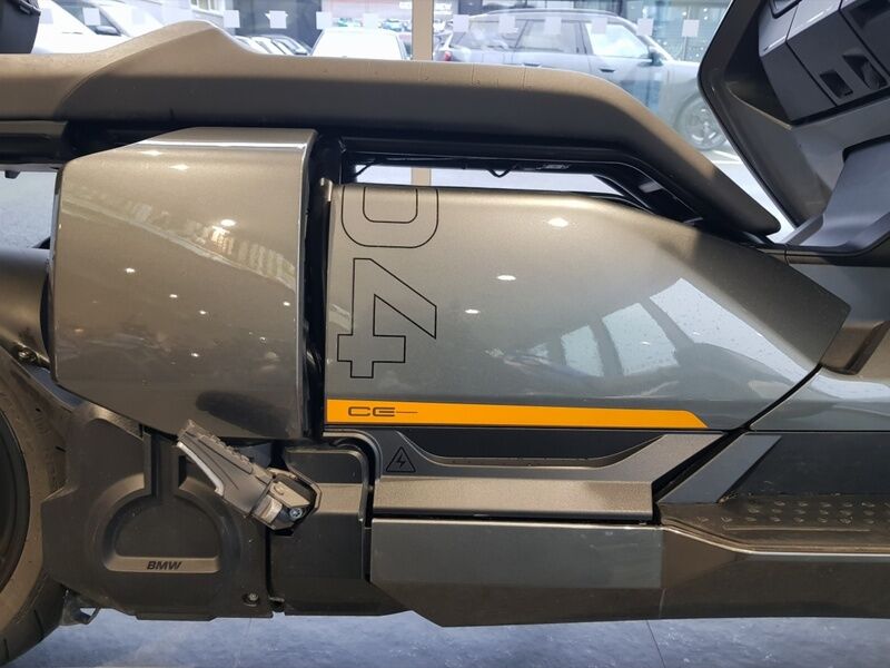 More views of BMW CE04