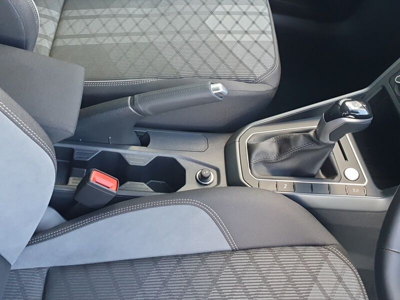 More views of Volkswagen Taigo