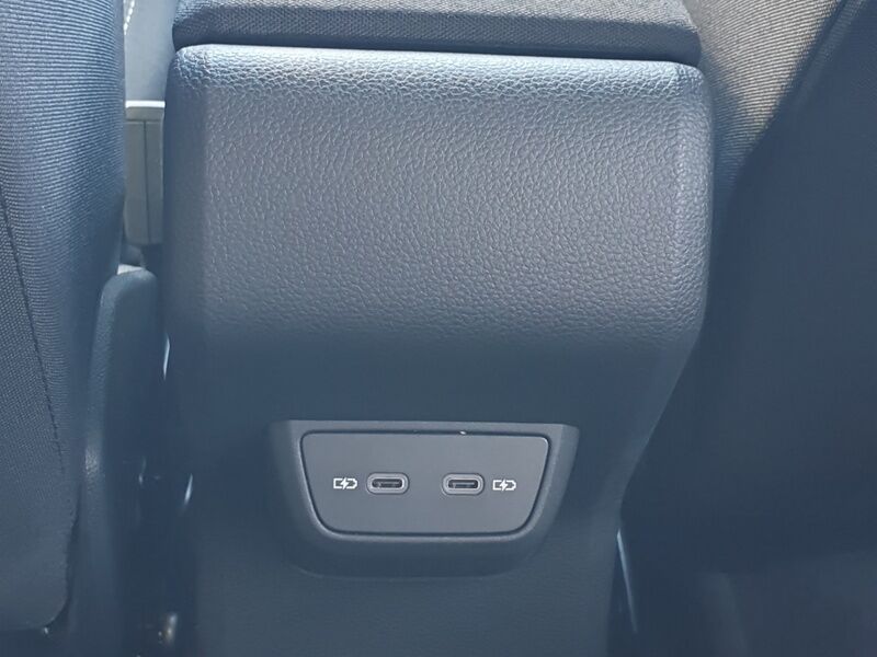 More views of Volkswagen Taigo