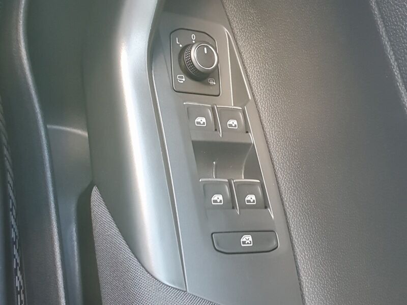 More views of Volkswagen Taigo