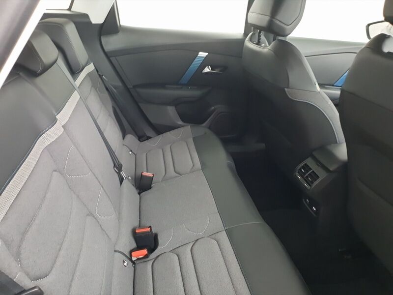 More views of Citroen e-C4