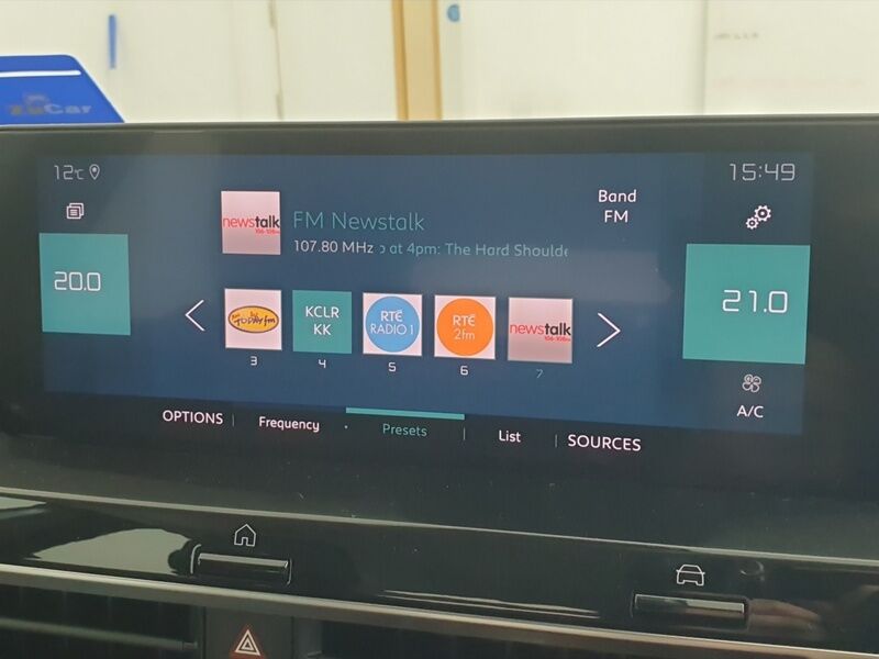 More views of Citroen e-C4