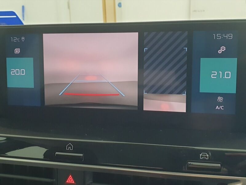 More views of Citroen e-C4