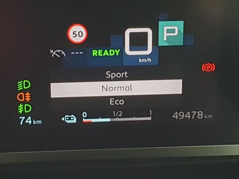 More views of Citroen e-C4