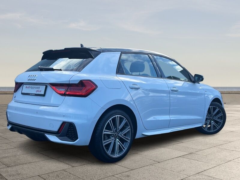 More views of Audi A1