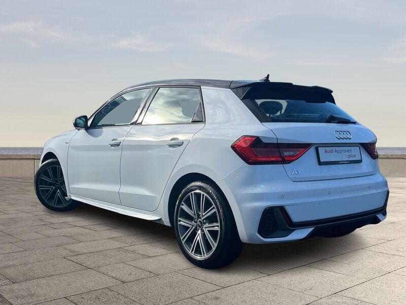 More views of Audi A1