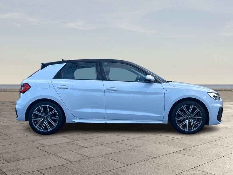 More views of Audi A1