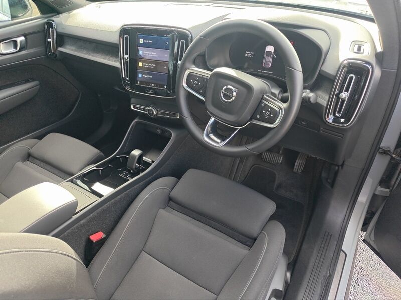 More views of Volvo C40