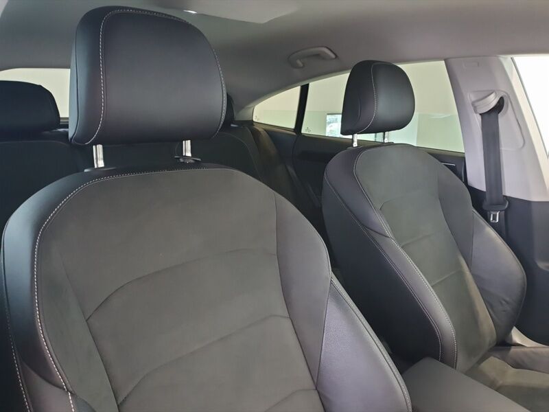 More views of Volkswagen Arteon