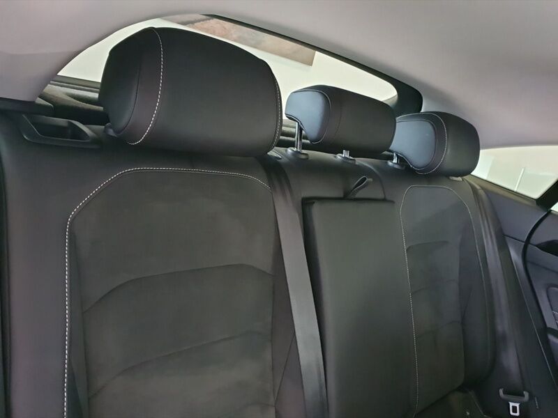 More views of Volkswagen Arteon