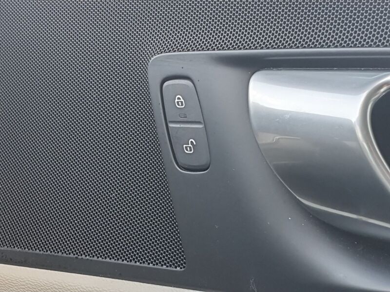 More views of Volvo XC60