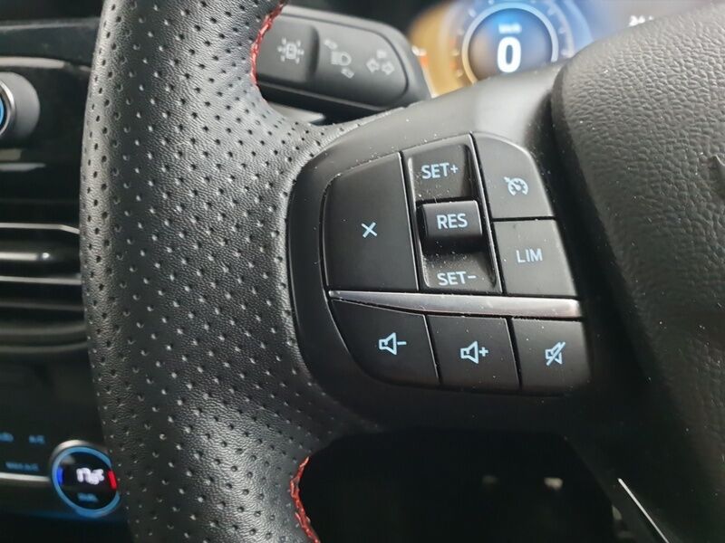 More views of Ford Kuga