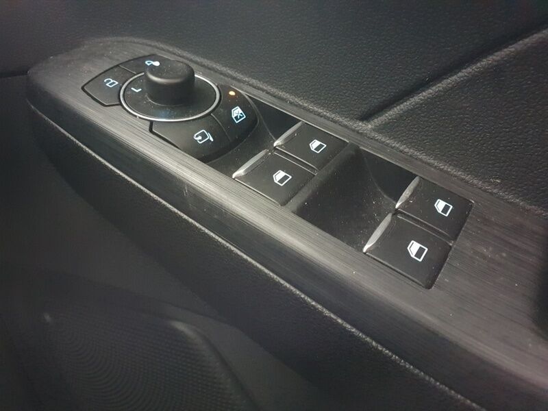 More views of Ford Kuga