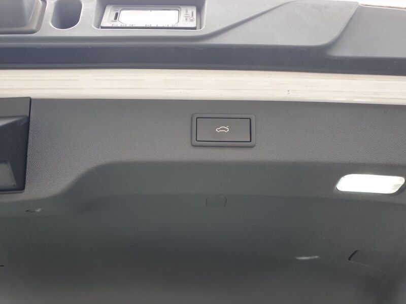 More views of Skoda Enyaq