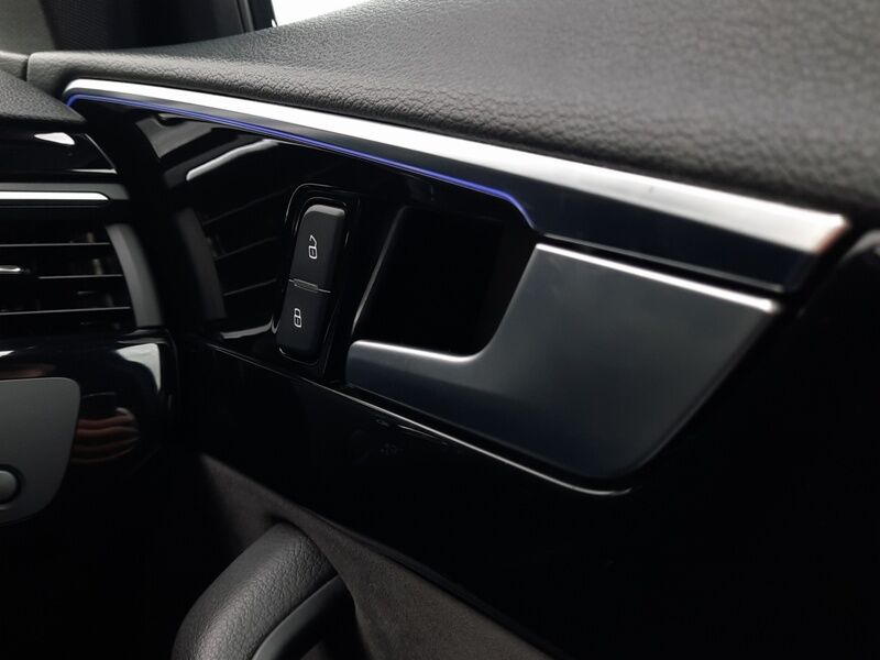 More views of Audi A4