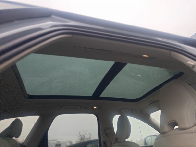 More views of Volvo XC60