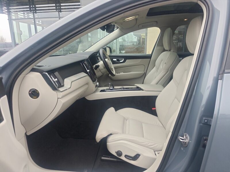 More views of Volvo XC60