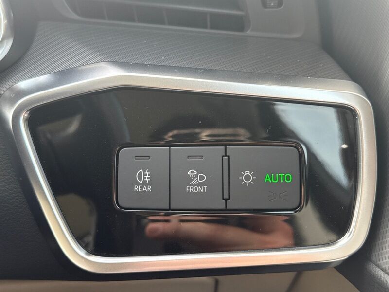 More views of Audi A6