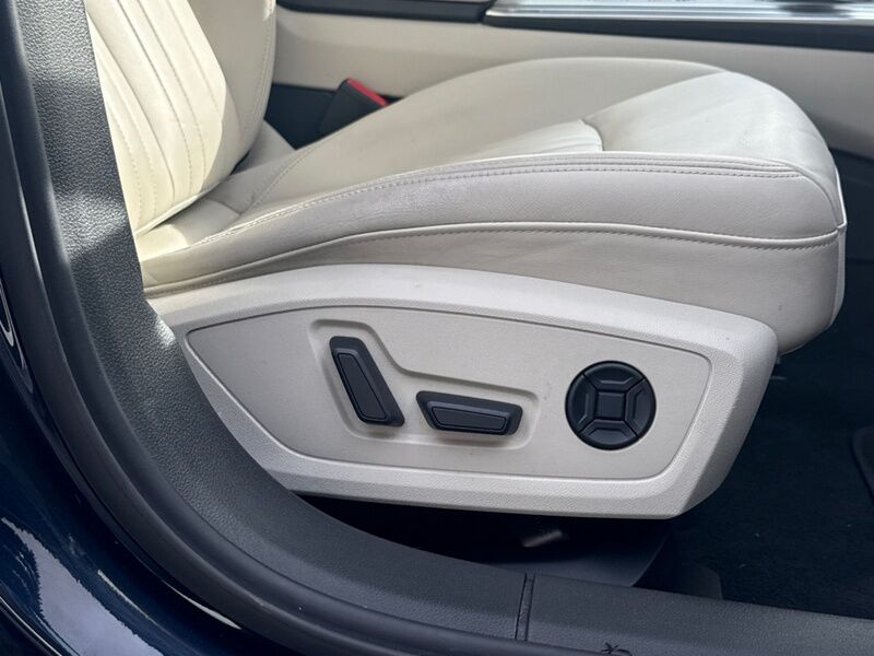 More views of Audi A6