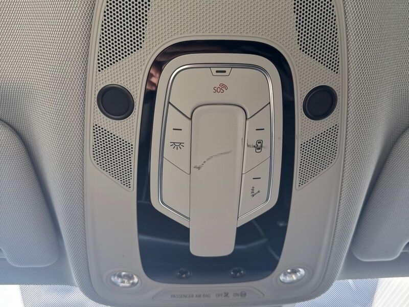 More views of Audi A6