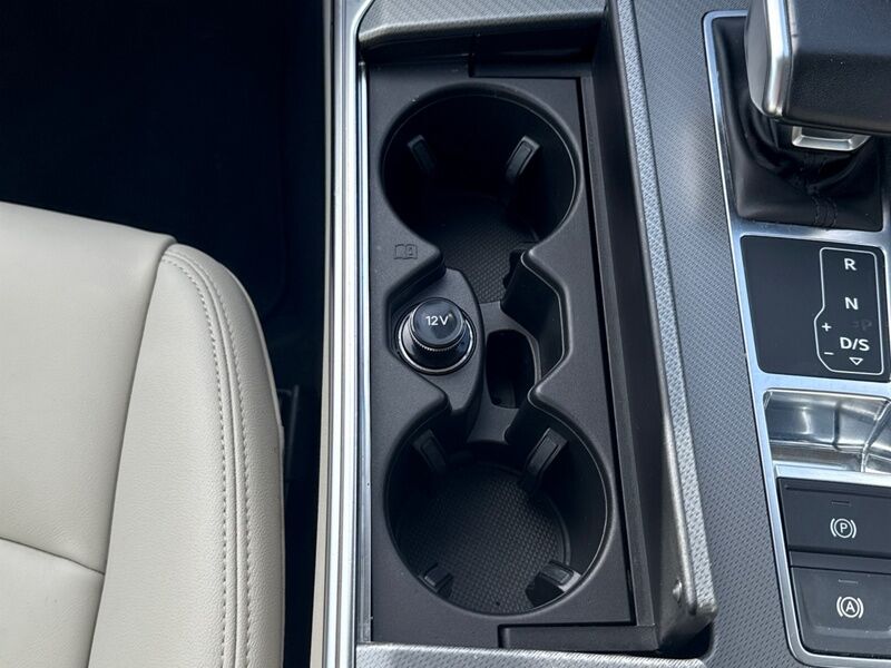 More views of Audi A6