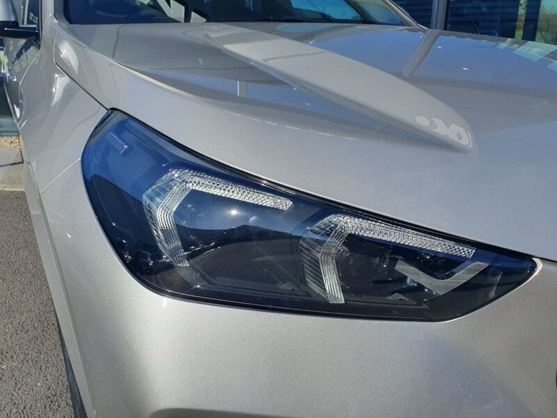 More views of BMW X1