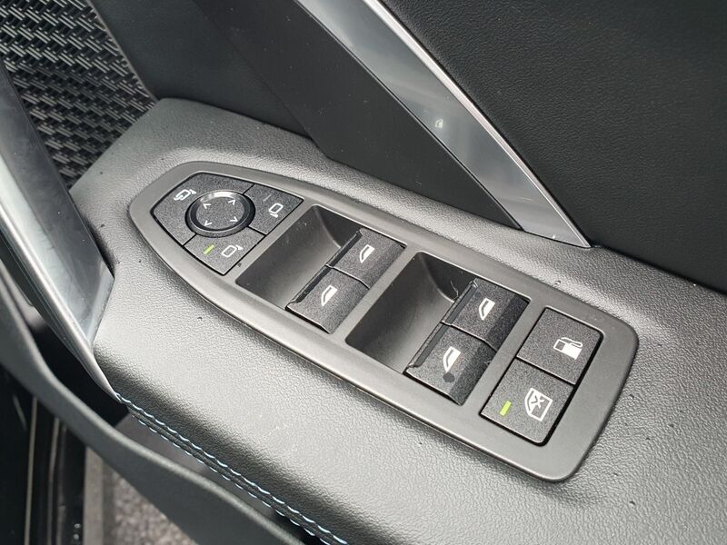 More views of BMW X1