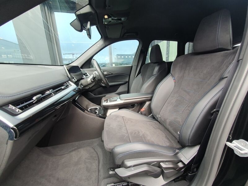 More views of BMW X1