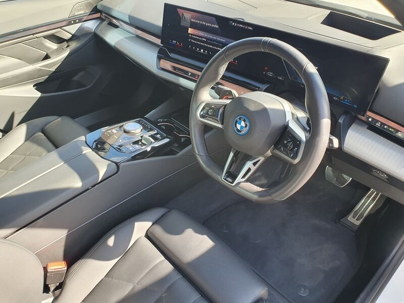 More views of BMW 5-Series