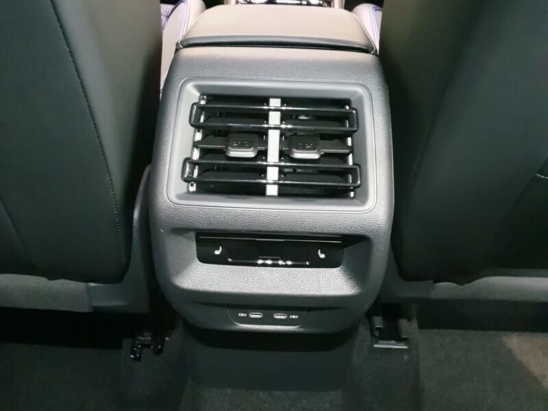 More views of Volkswagen Tiguan