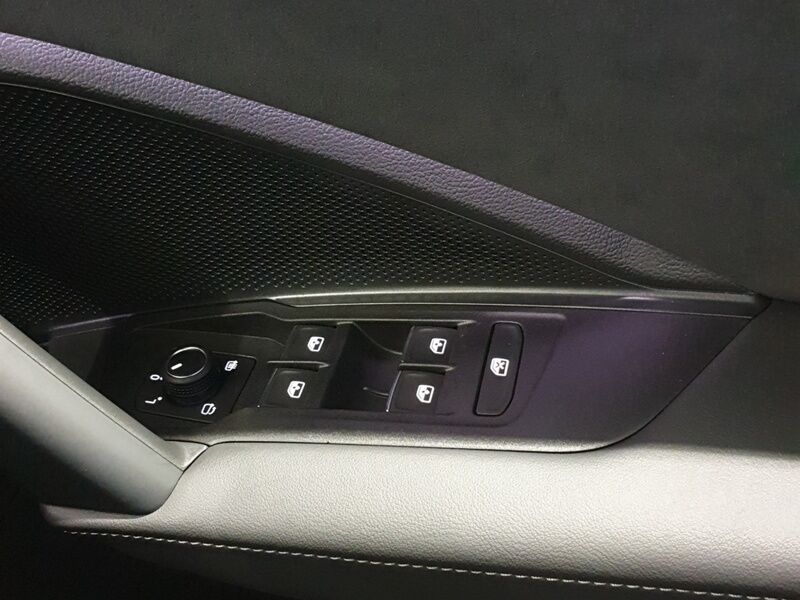 More views of Volkswagen Tiguan