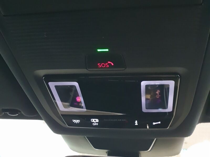 More views of Volkswagen Tiguan