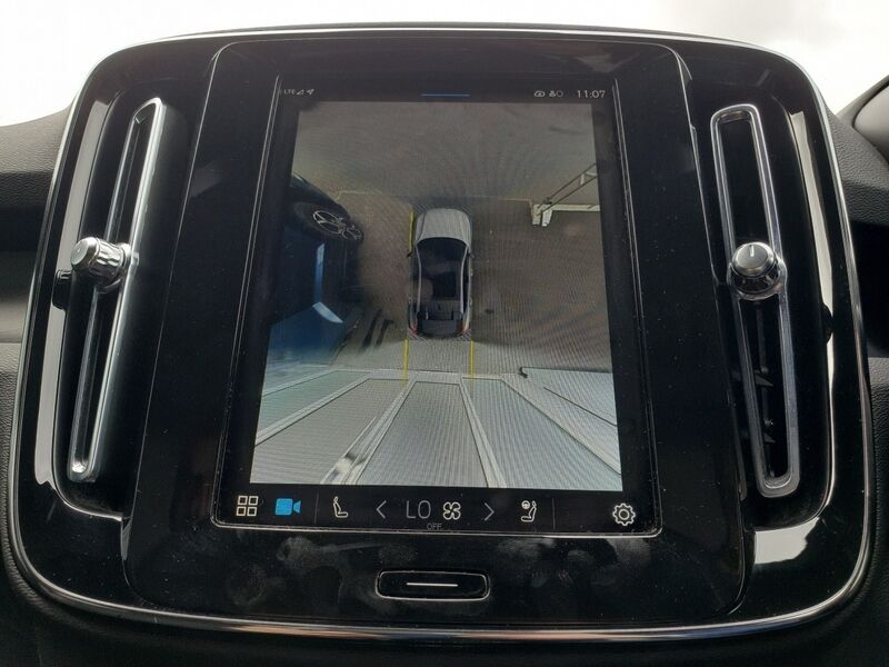 More views of Volvo C40