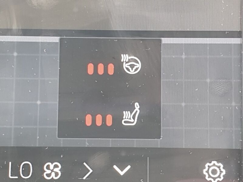 More views of Volvo C40