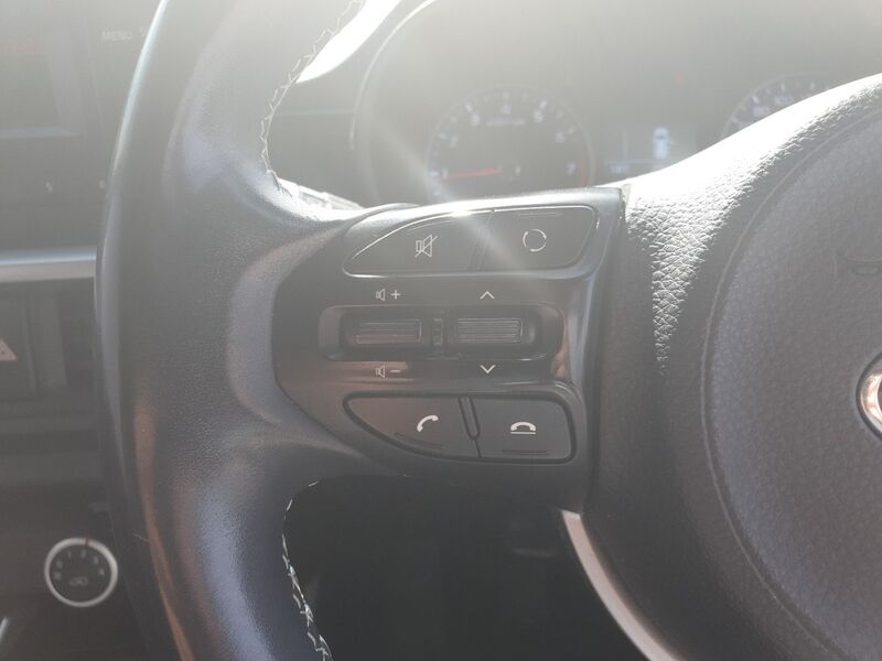 More views of Kia Picanto