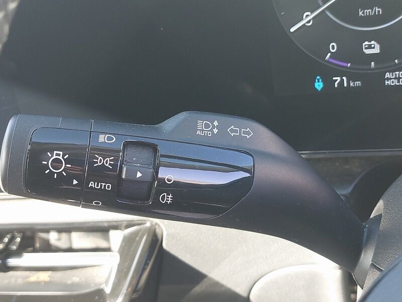 More views of Kia e-Niro