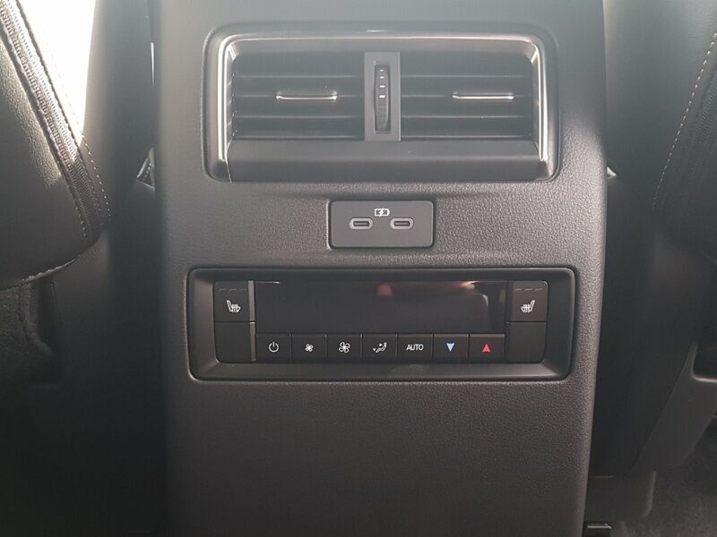 More views of Mazda CX-80