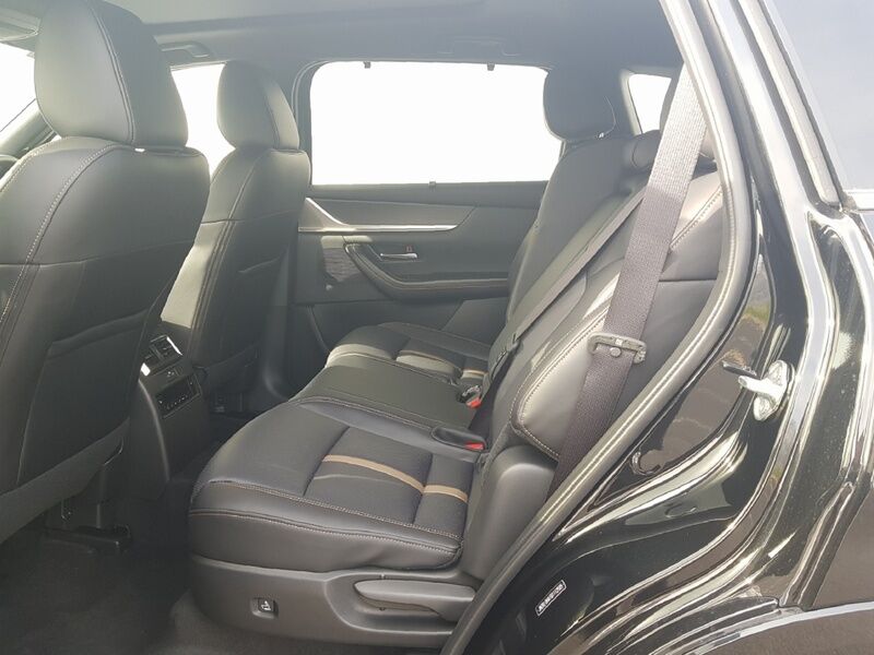 More views of Mazda CX-80