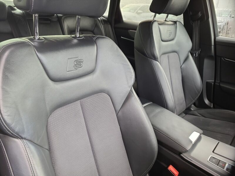 More views of Audi A6