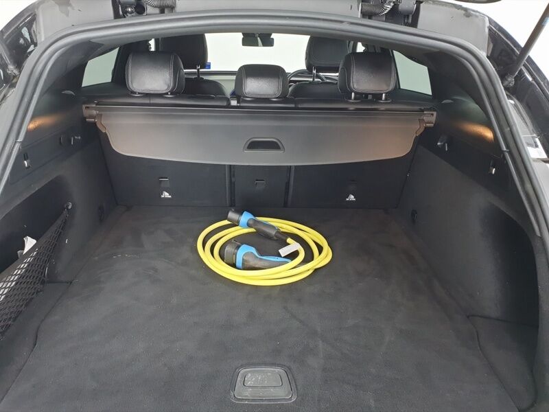 More views of Mercedes-Benz EQC